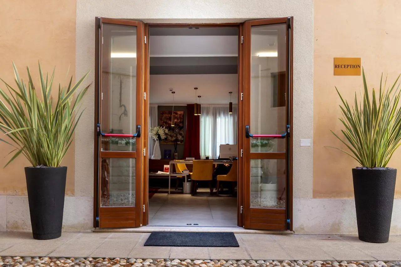 ホテル Palazzo Scamozzi ヴィチェンツァ 3*,  イタリア